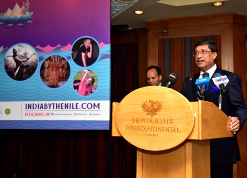 H.E-Sanjay-Bhattacharrya,-Ambassador-of-India-to-Egypt-addresses-the-audience